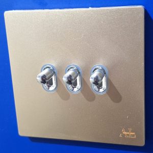 Включатель ретро 3-ой золото Augan Light